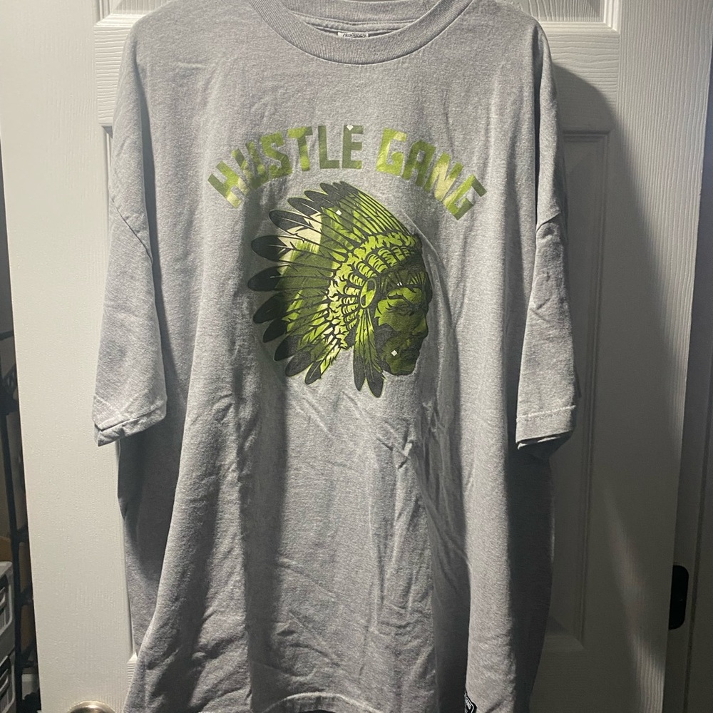 Hustle Gang Gray Tee with Yellow Graphic
